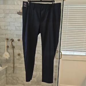 Roundtree & Yorke Men's Dark Blue Dress Pants